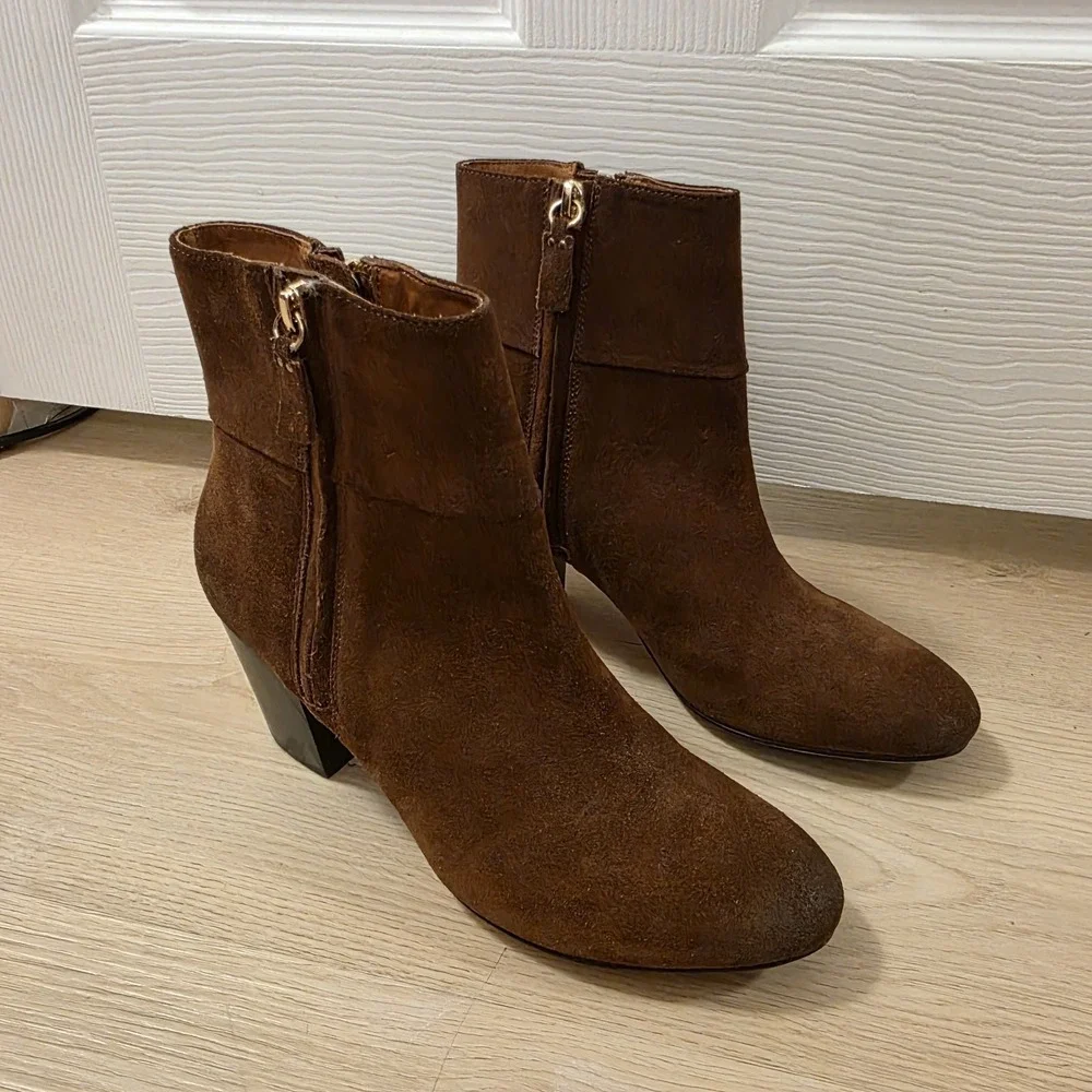 GINANNI Brown Suede Distressed Going Out‎ Ava Heeled Ankle Boots Size 8B